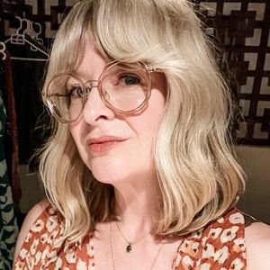 Meet your Posher, Roanna